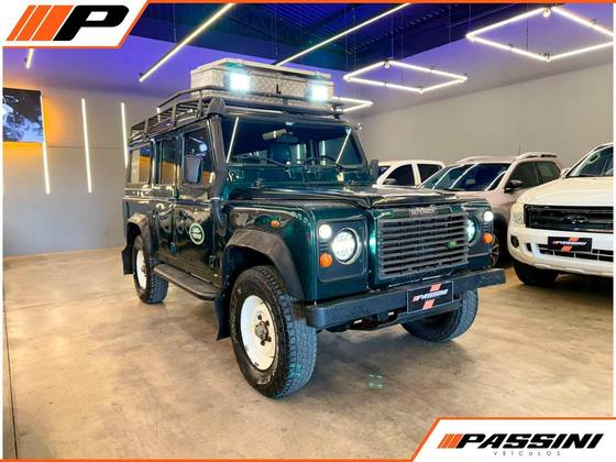 LAND ROVER DEFENDER 2.5 COUNTY SW 110 4X4 TURBO DIESEL 4P MANUAL LAND ROVER DEFENDER 2.5 COUNTY SW 110 4X4 TURBO DIESEL 4P MANUAL